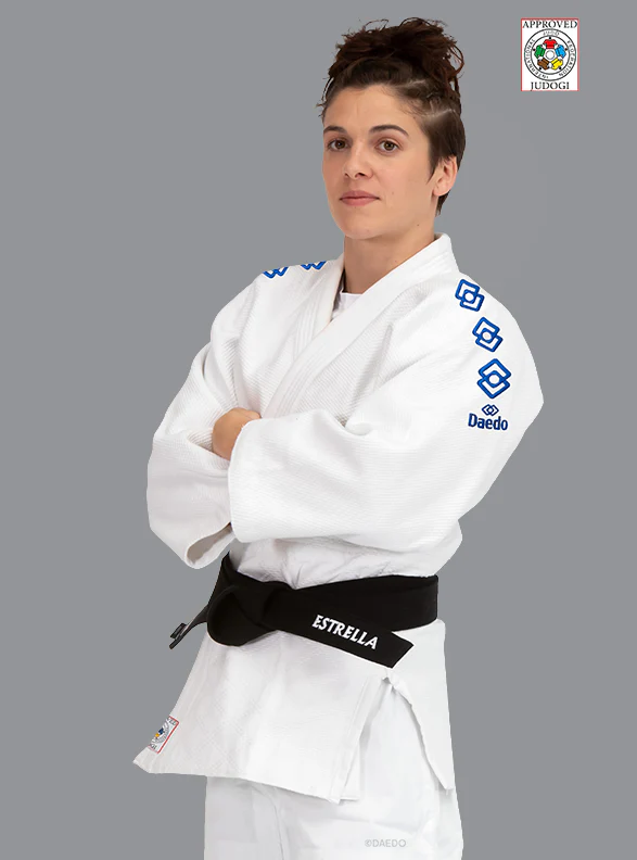 IJF JUDOGI DAEDO LOGO ON SHOULDER - Image 3