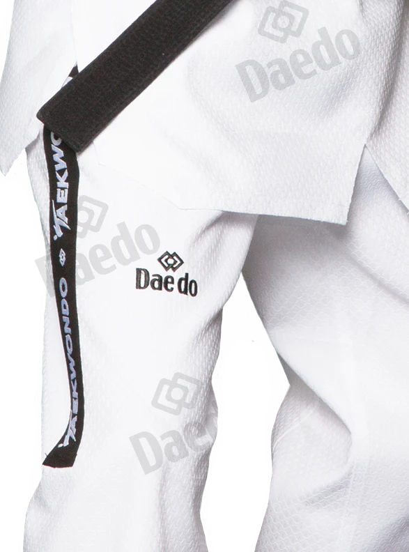 COMPETITION “TAEKWONDO” DOBOK - Image 3